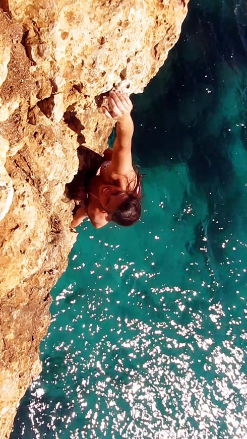 Flavia na via Cala barques