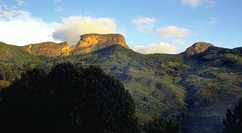 Pedra do Ba� - SP