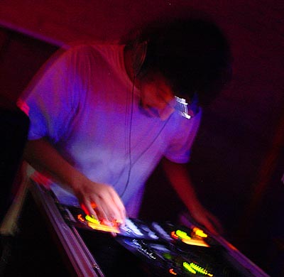 Dj Beavis no RAVEillON 2004 da Montanhismus